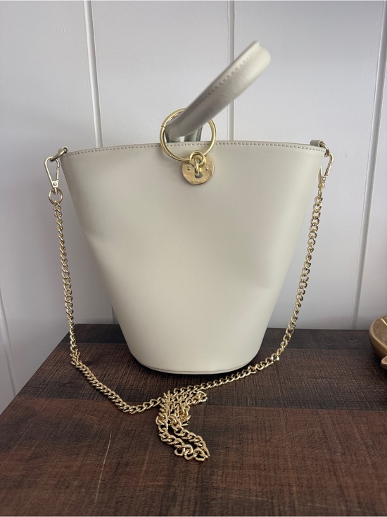 Handbags - Anna Paola Genuine Italian Leather Ivory Bucket Bag Gold Chain Crossbody Handbag